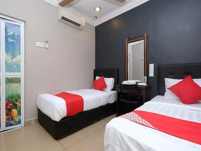 Oyo 1190 Nice Stay Hotel Raub Buitenkant foto