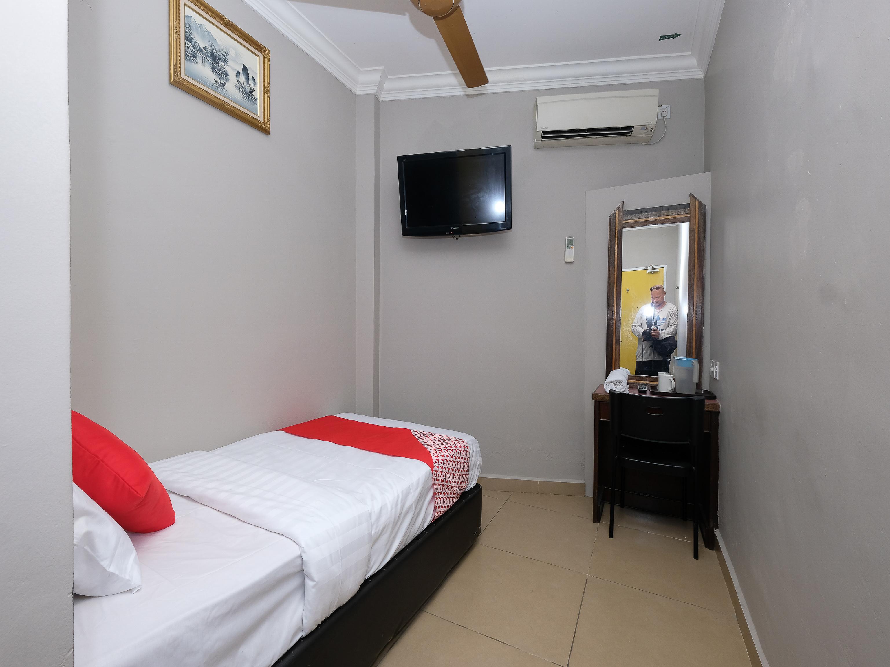 Oyo 1190 Nice Stay Hotel Raub Buitenkant foto