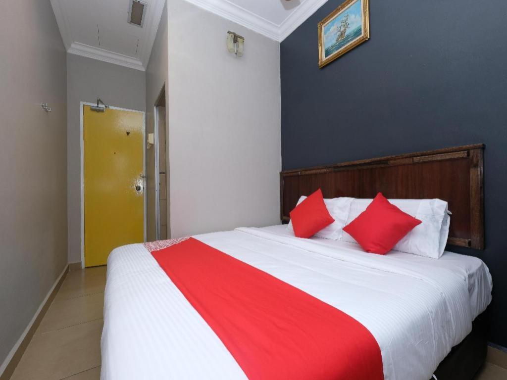 Oyo 1190 Nice Stay Hotel Raub Buitenkant foto