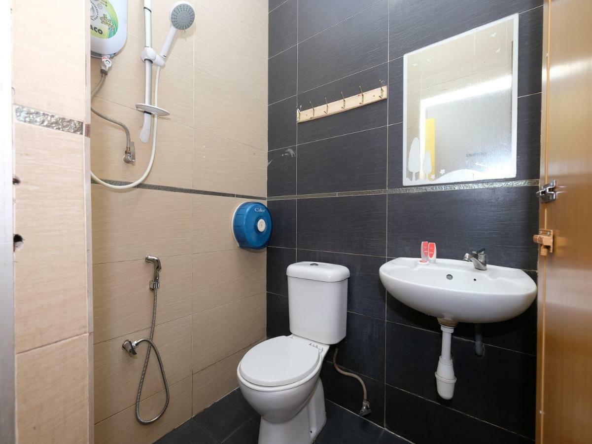Oyo 1190 Nice Stay Hotel Raub Buitenkant foto
