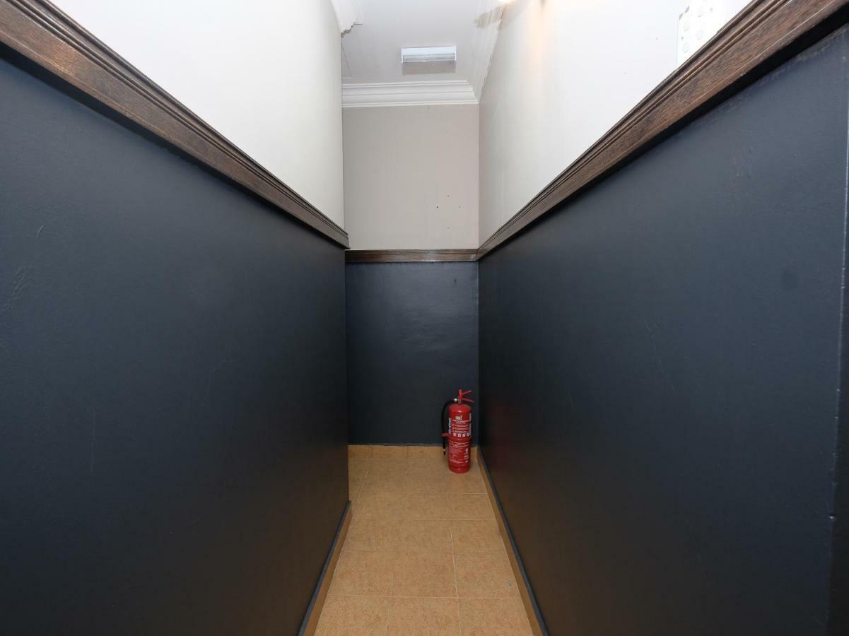 Oyo 1190 Nice Stay Hotel Raub Buitenkant foto